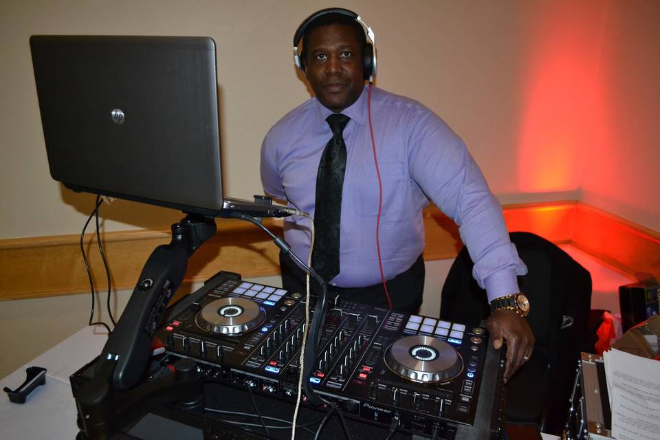 Wedding DJ