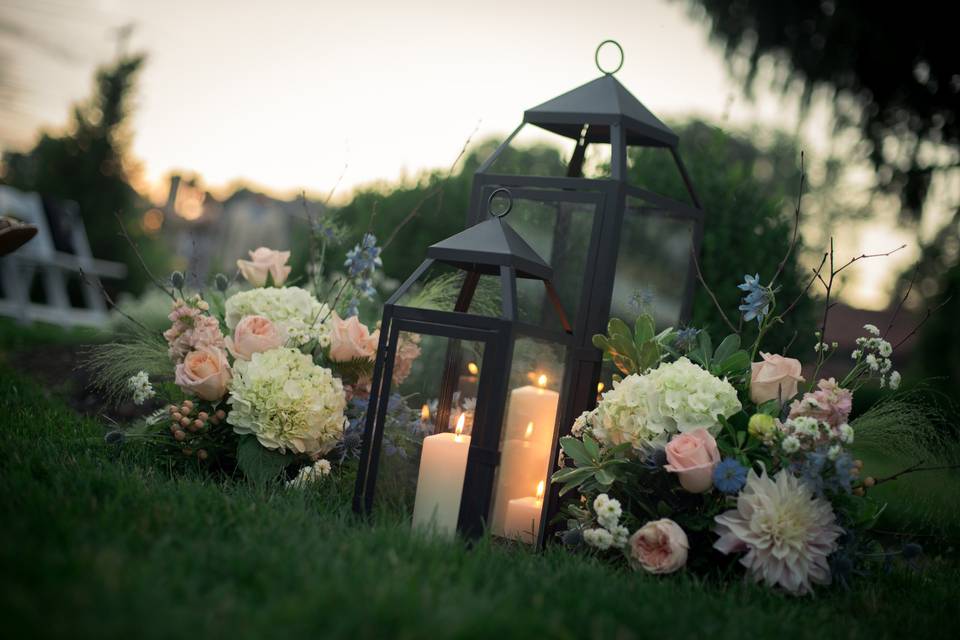 Garden lanterns