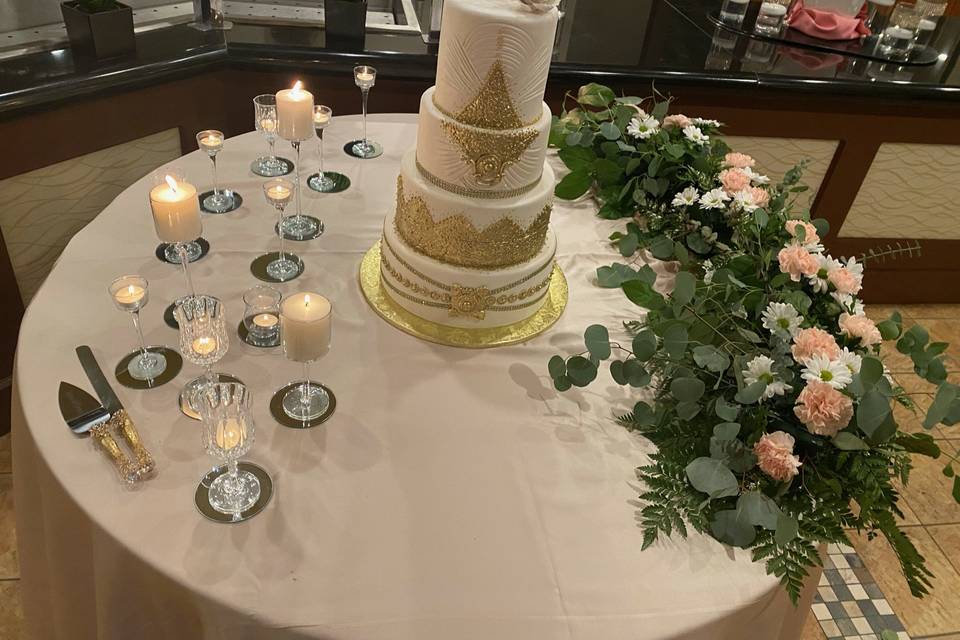 Cake table decor