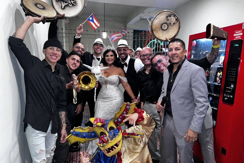 PR Folklore. PLENEROS
