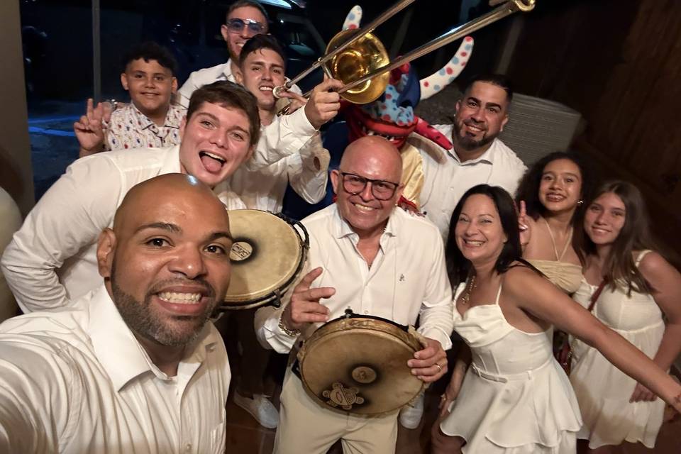 Show at wedding.