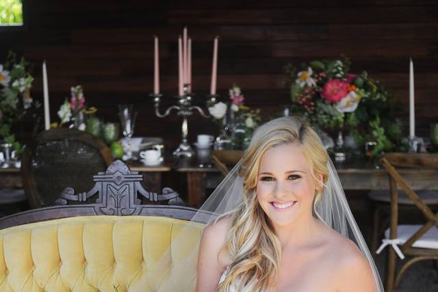 Union Vintage Rentals & Calligraphy