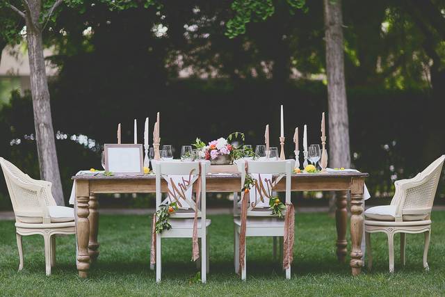 Union Vintage Rentals & Calligraphy