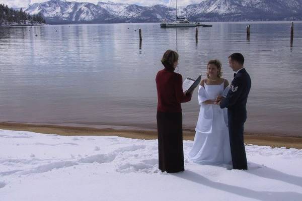 Zephyr Cove, Nevada - A Beautiful Lake Tahoe Winter Wedding!