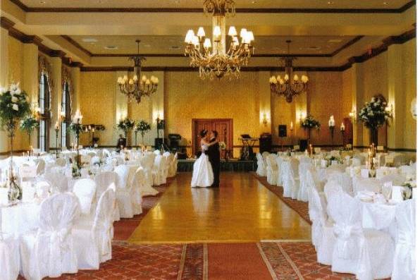 Exclusive Linens