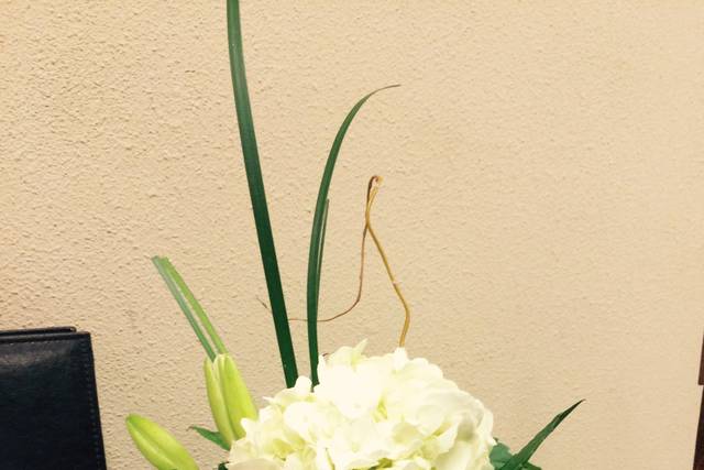 Basket vase