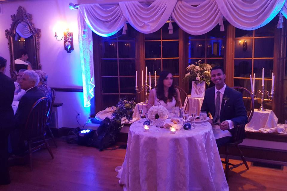 Newlyweds Table