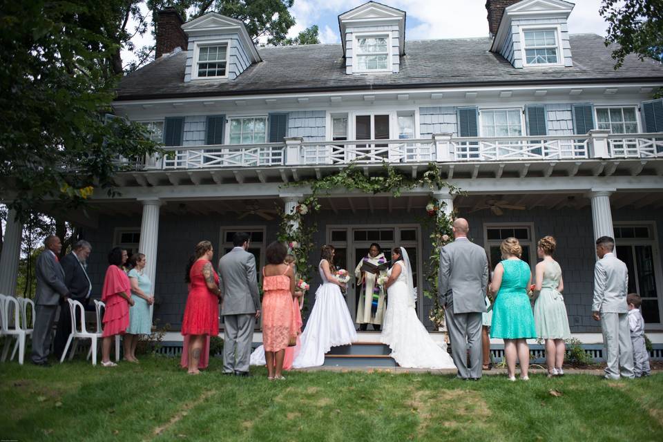 Bouquet Bar