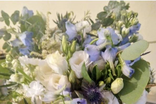 A La Carte Bouquets