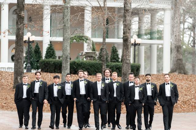 Groomsmen portrait