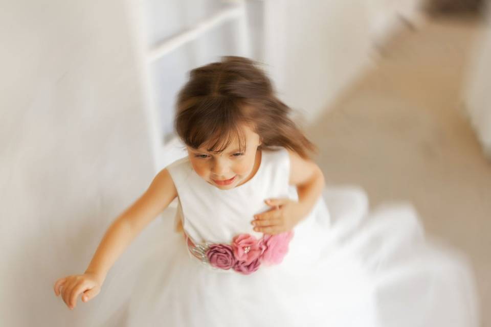 Flower girl spinning