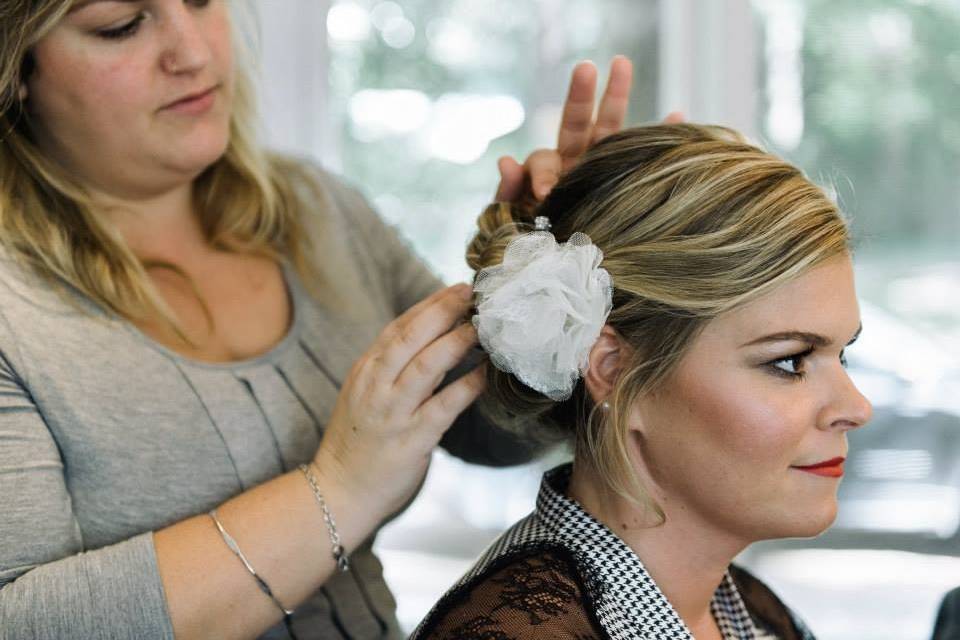 JMUAH! Jillian Jensen Holt MakeUp Artist & Hairstylist