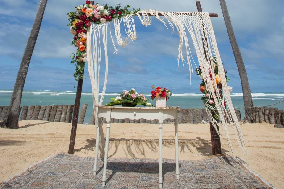 Elegant boho beach set up!