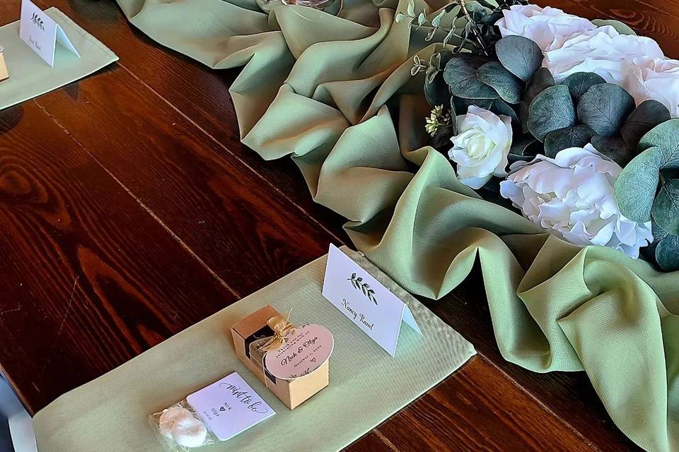 Table favors