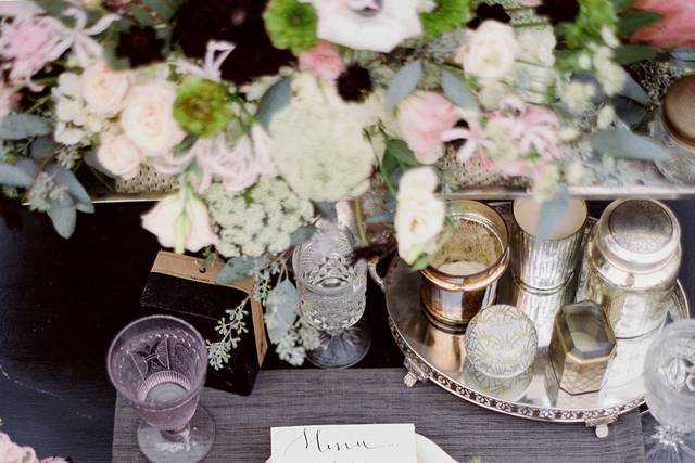 settee, vintage rentals, lounge furniture, event styling
