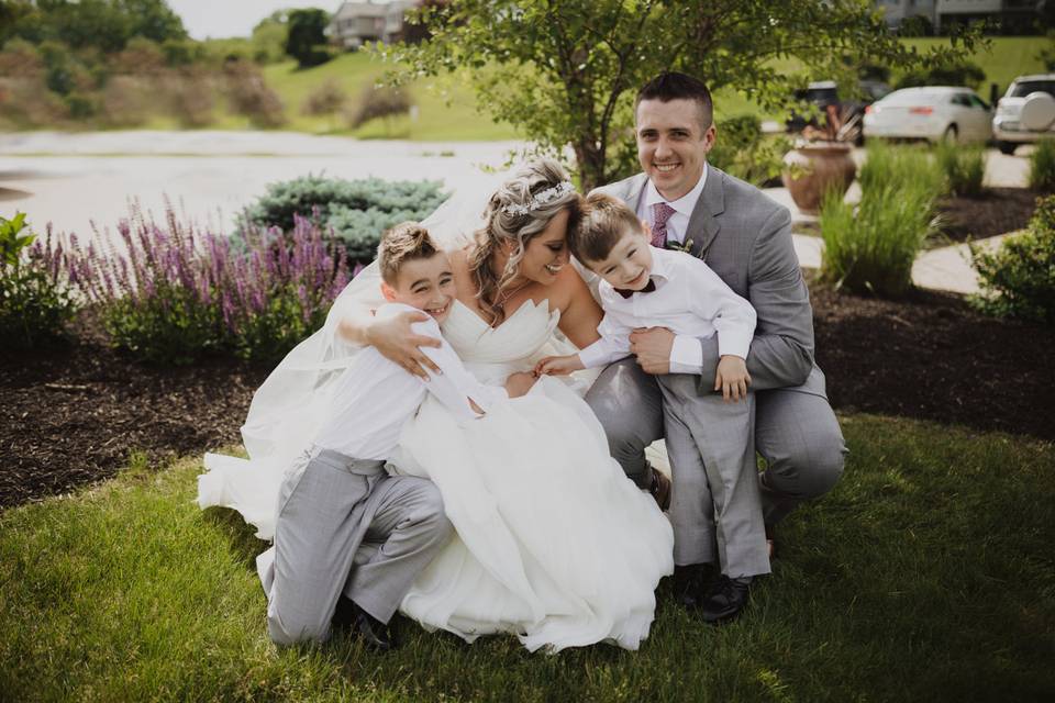 Outdoor wedding- wall shot