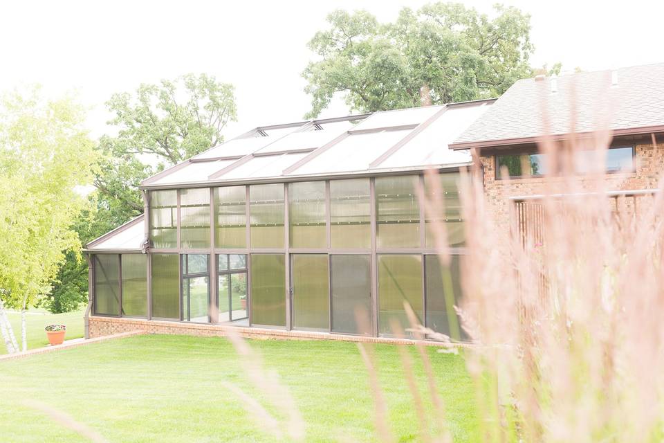 Pool with retractable roof...