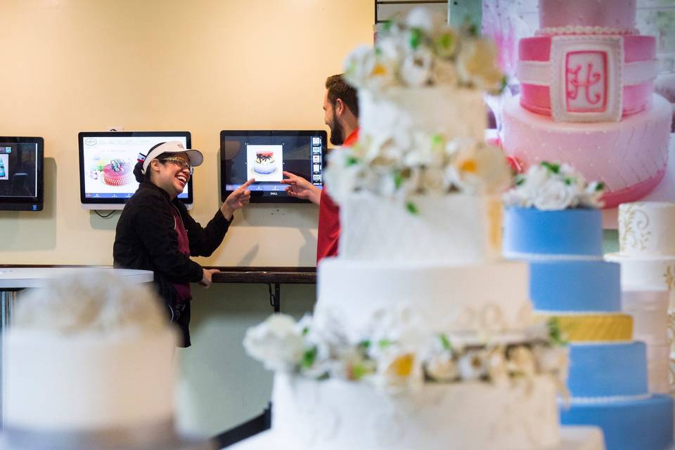 Selecting the perfect wedding cake - Wedding Style Magazine