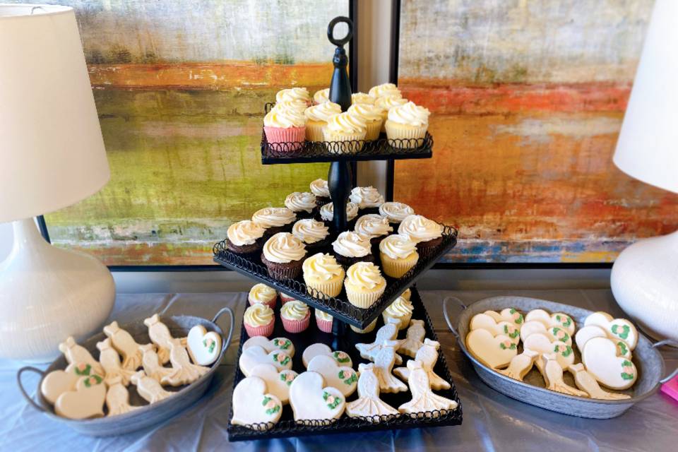 Cookie/Cupcake Dessert Table