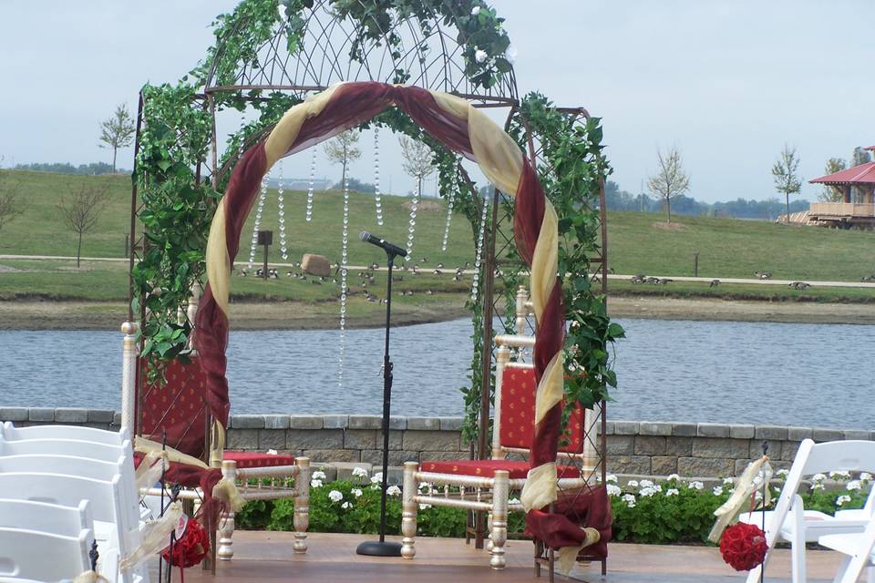 Erin's Terrace ceremony altar