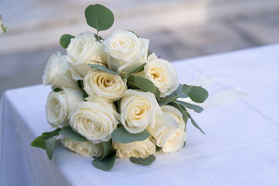 White roses bouquet