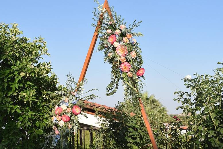 Wedding arch