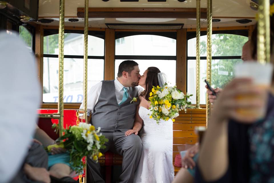 Vintage bride Jill Hackman Photography