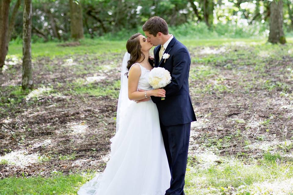 Woodland wedding Jill Hackman Photography