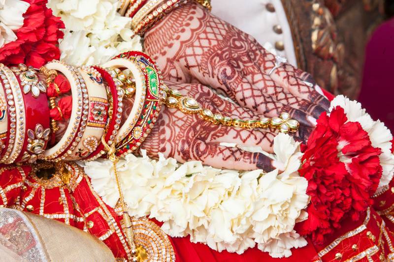 Bride & Groom garland