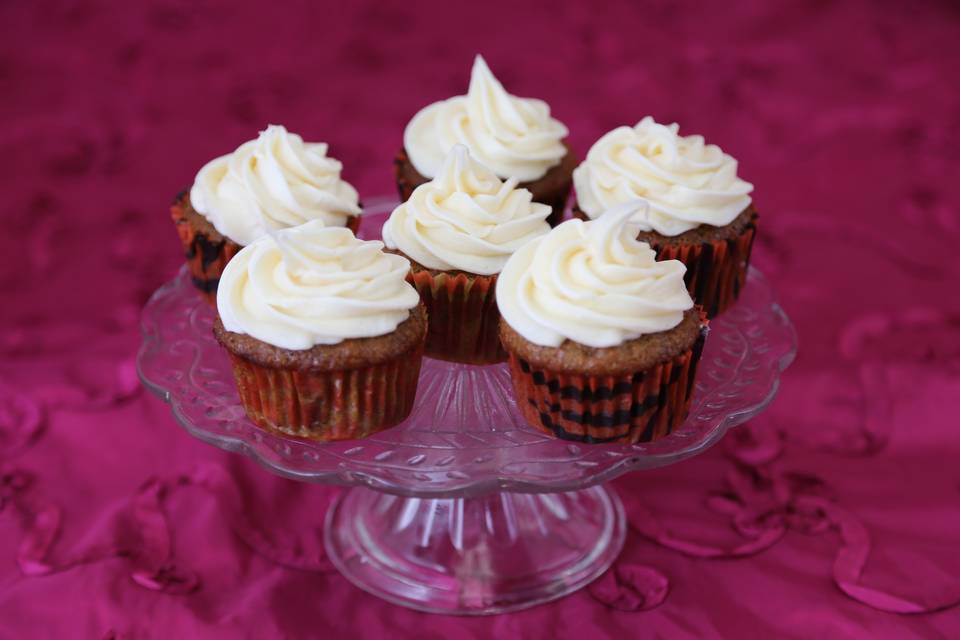 Cupcakes with frosting