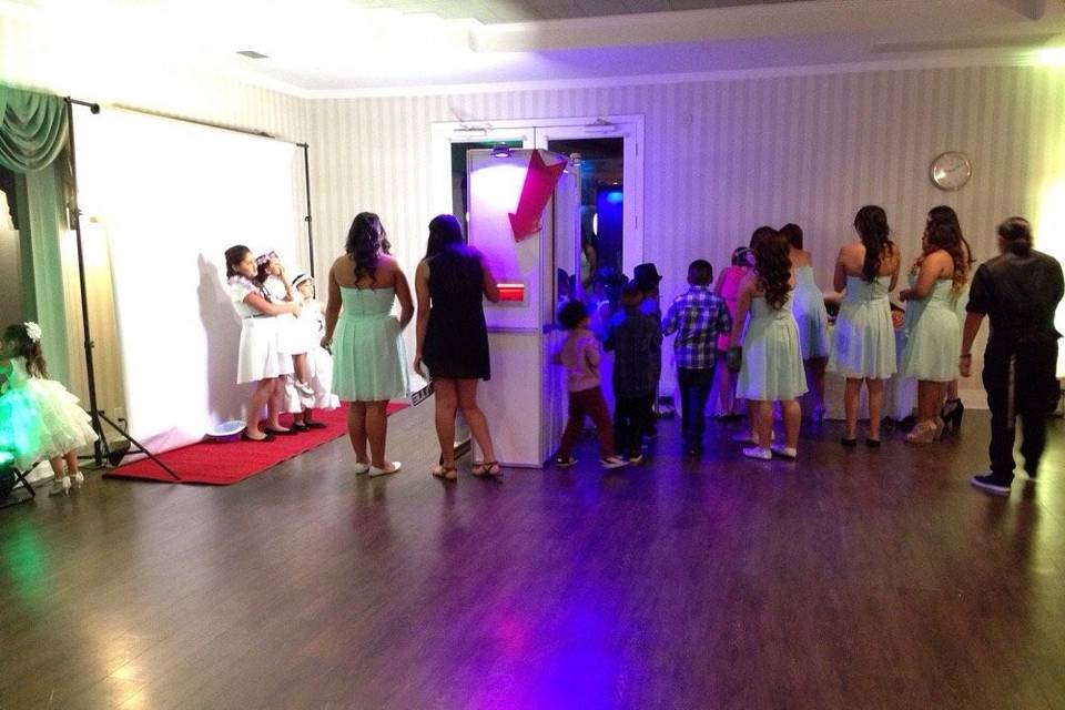 Quinceanera open air booth setup.