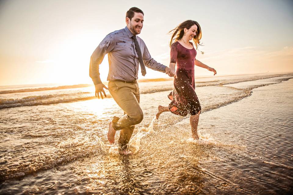 Happy couple | Love & Adventure Photography