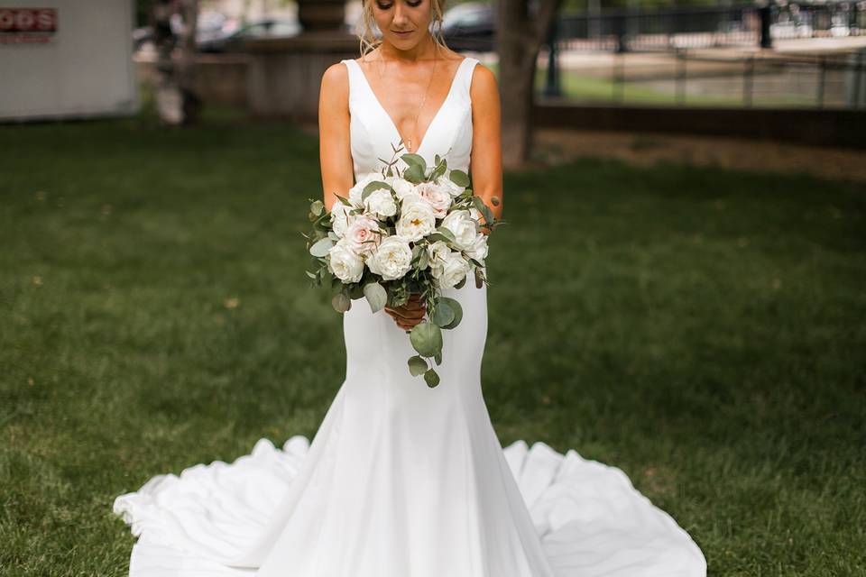 Bride holding the bouquet