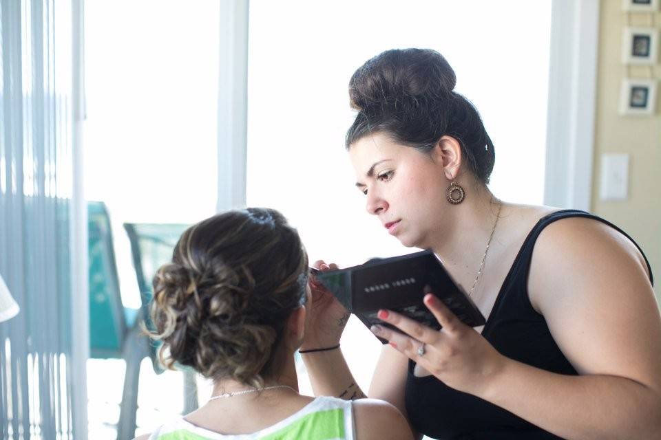 Xonae L.H. Make-up Artist