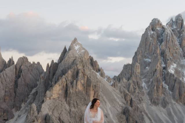 Dolomites elopement