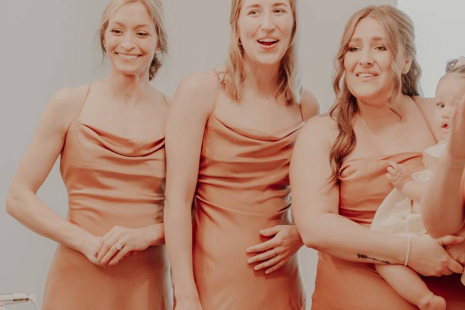 First Looks with Bridesmaids