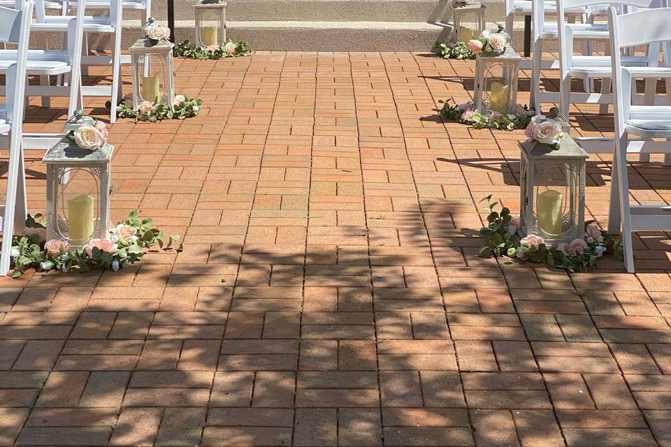 Lanterns along the aisle