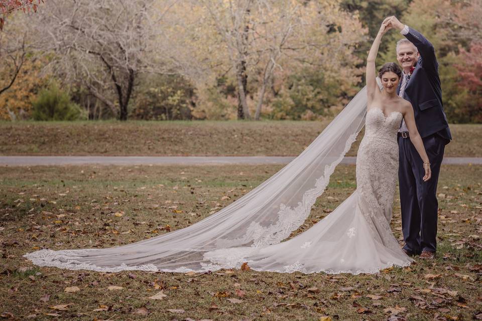 Twirls and trains - Lauren O'Quinn Photography