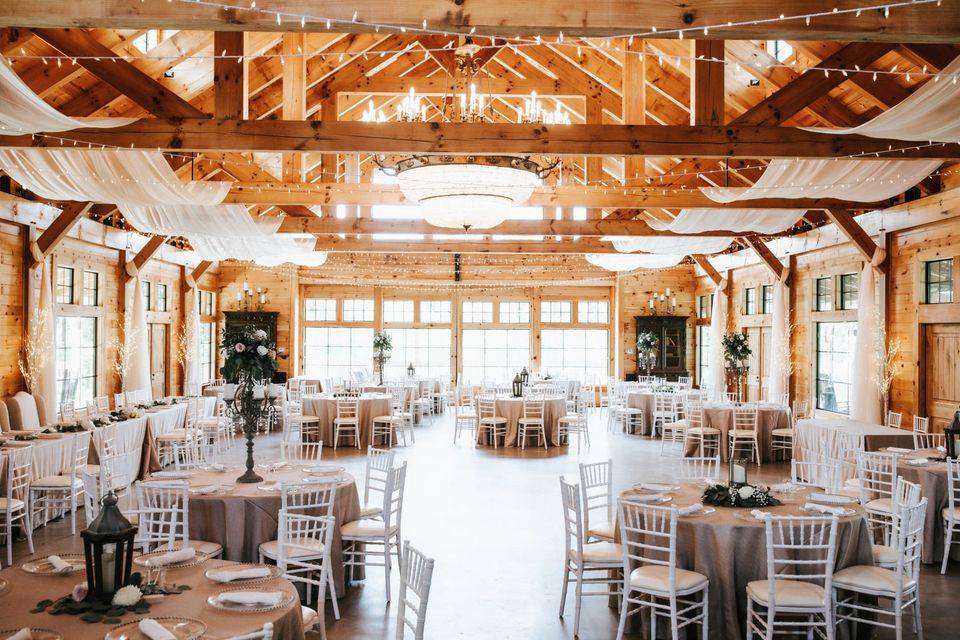 The Willows Farm - Barn & Farm Weddings - Marble Hill, GA - WeddingWire