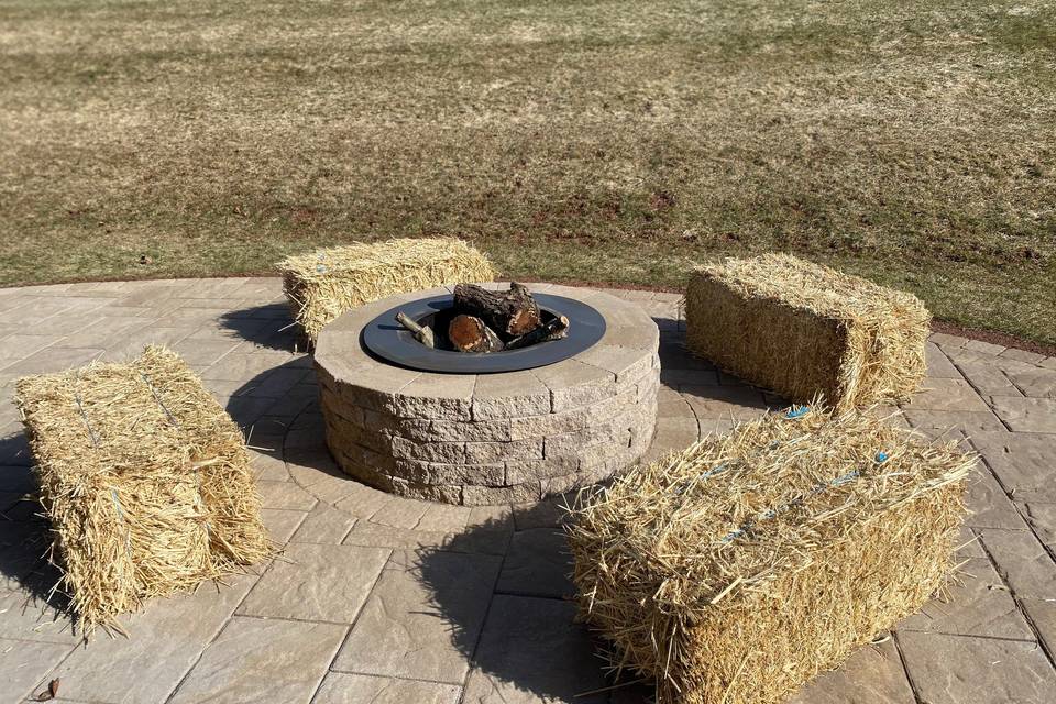 Hay seating