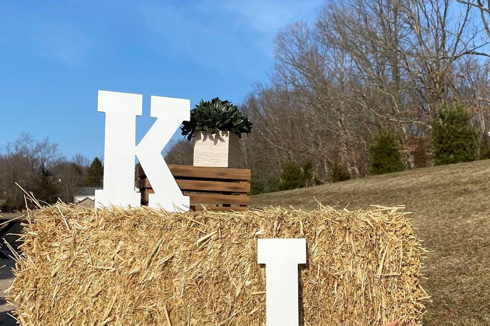 Hay bale decor