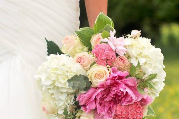 Elegant table flowers