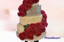 White and Red Roses Wedding Ca