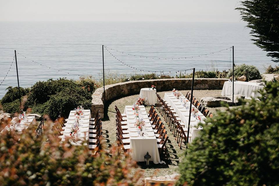 Outdoor dining for 85
