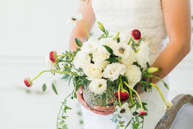 Organic & Elegant Centerpiece