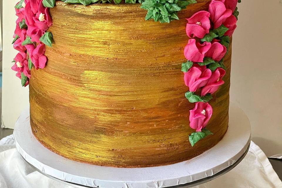 Minimalist Cake with Flowers