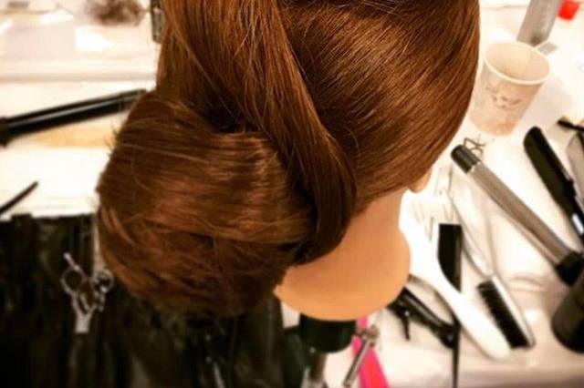 Salon Halo