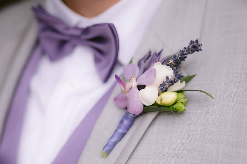 Groom's boutonniere