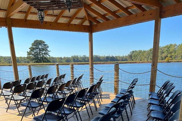 Pier seating