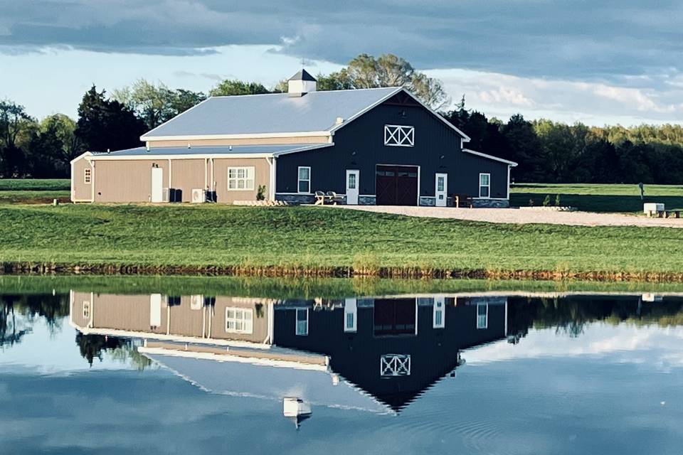 Mirror barn